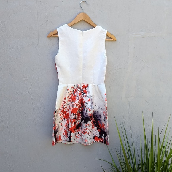 Floral dress size S girl - Picture 6 of 6